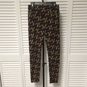 LuLaRoe Leggings with Hula Dancer and Flower Design (OS)